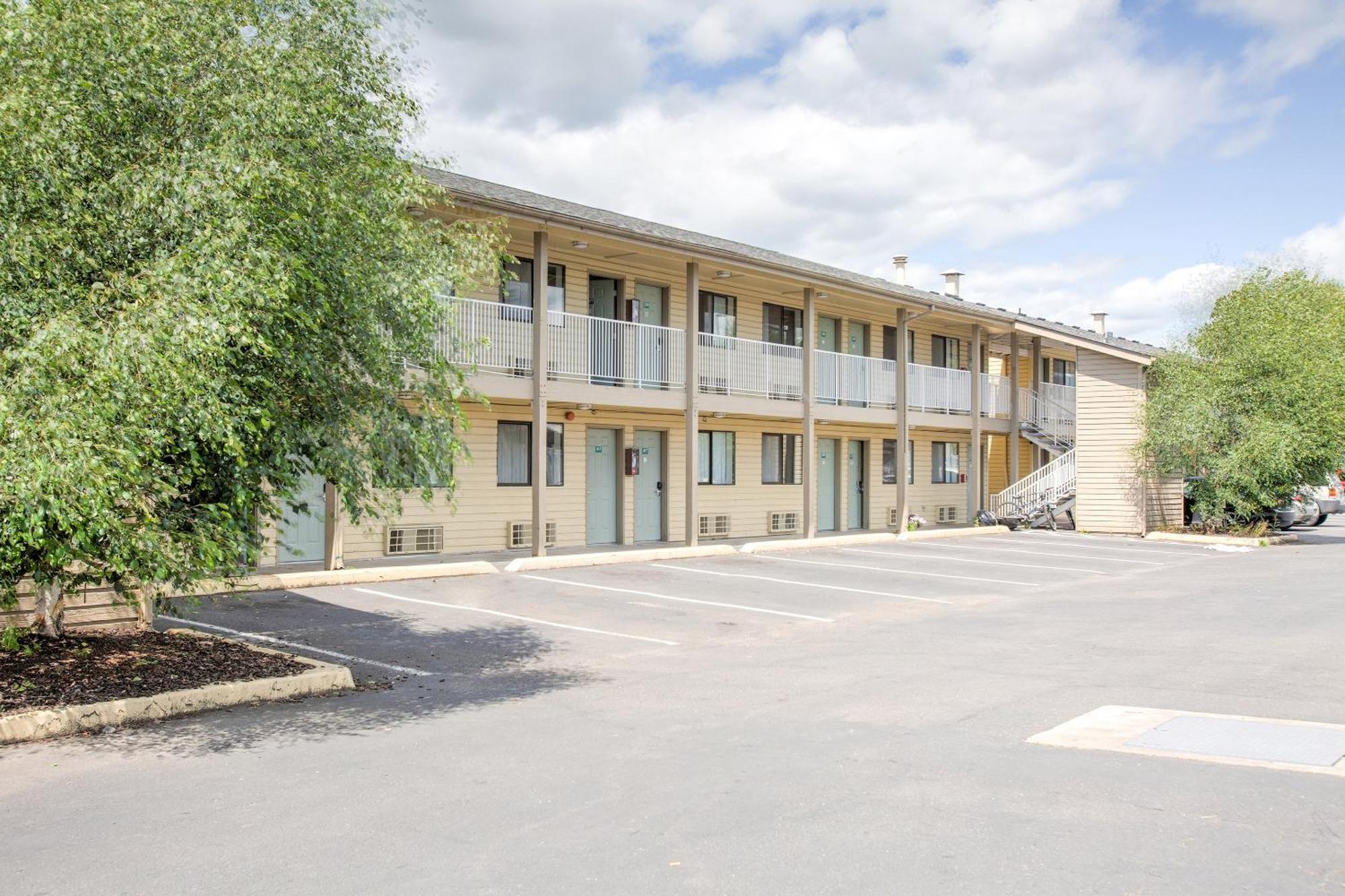 Oyo Woodland Hotel And Suites Zewnętrze zdjęcie